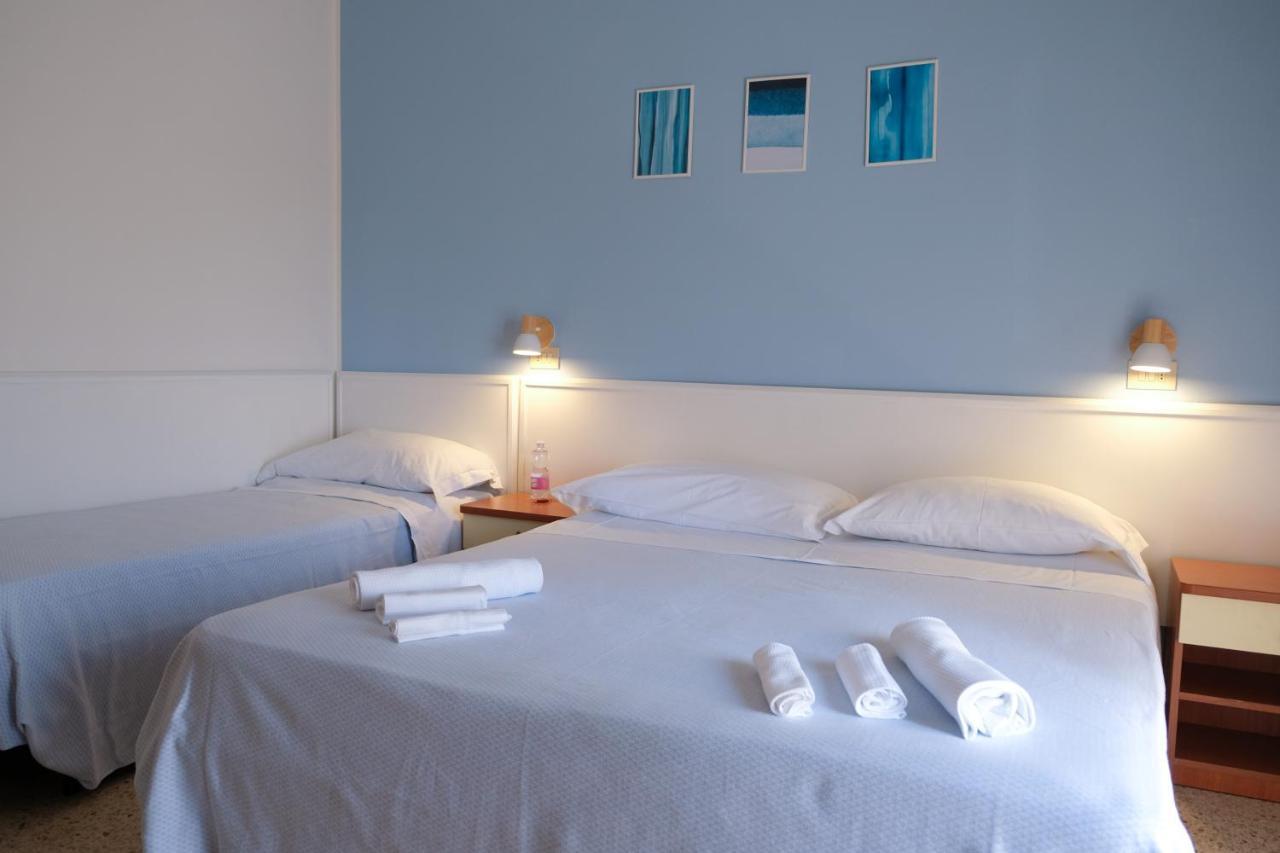Hotel Vienna Cervia Kültér fotó