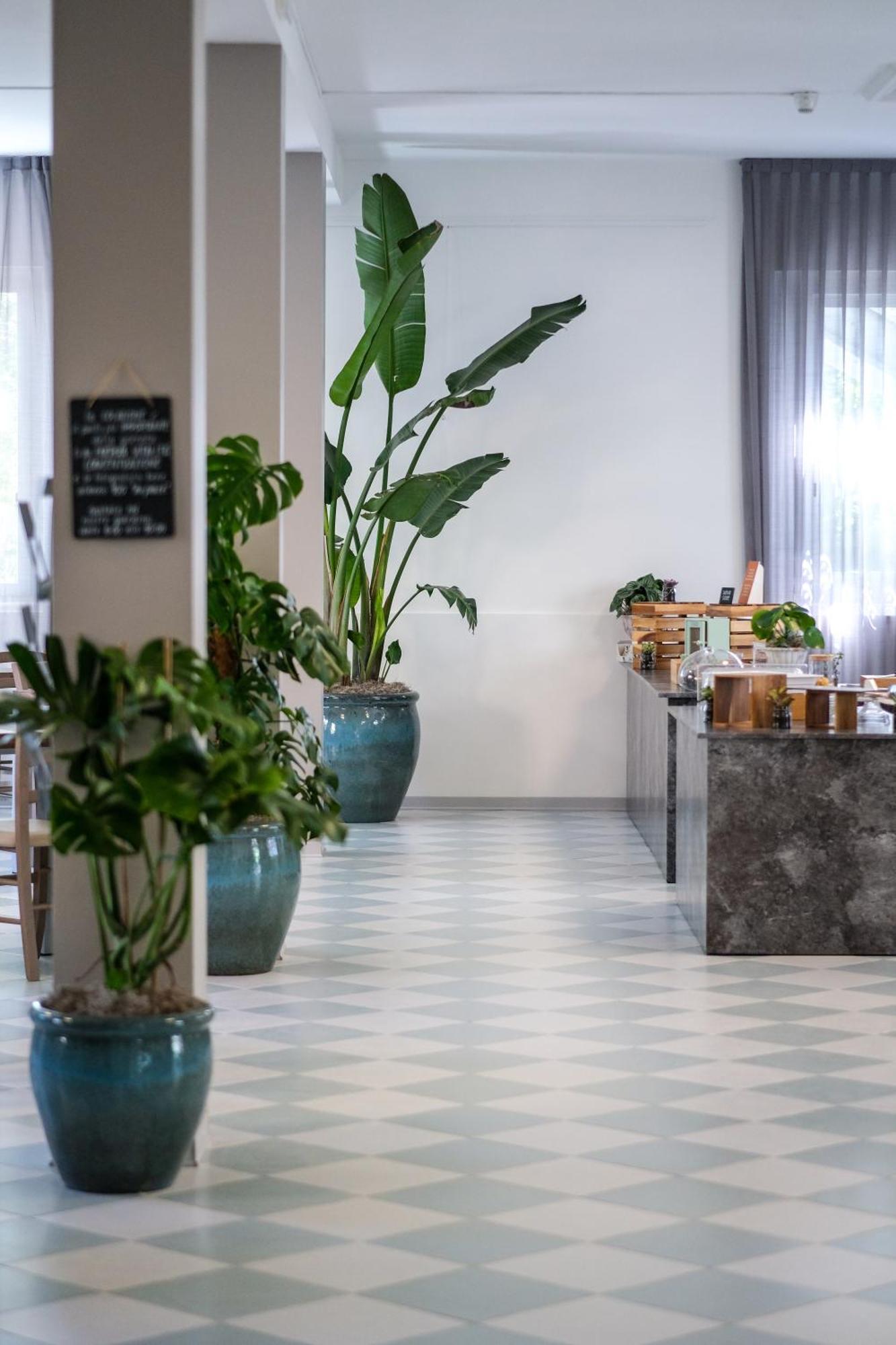 Hotel Vienna Cervia Kültér fotó