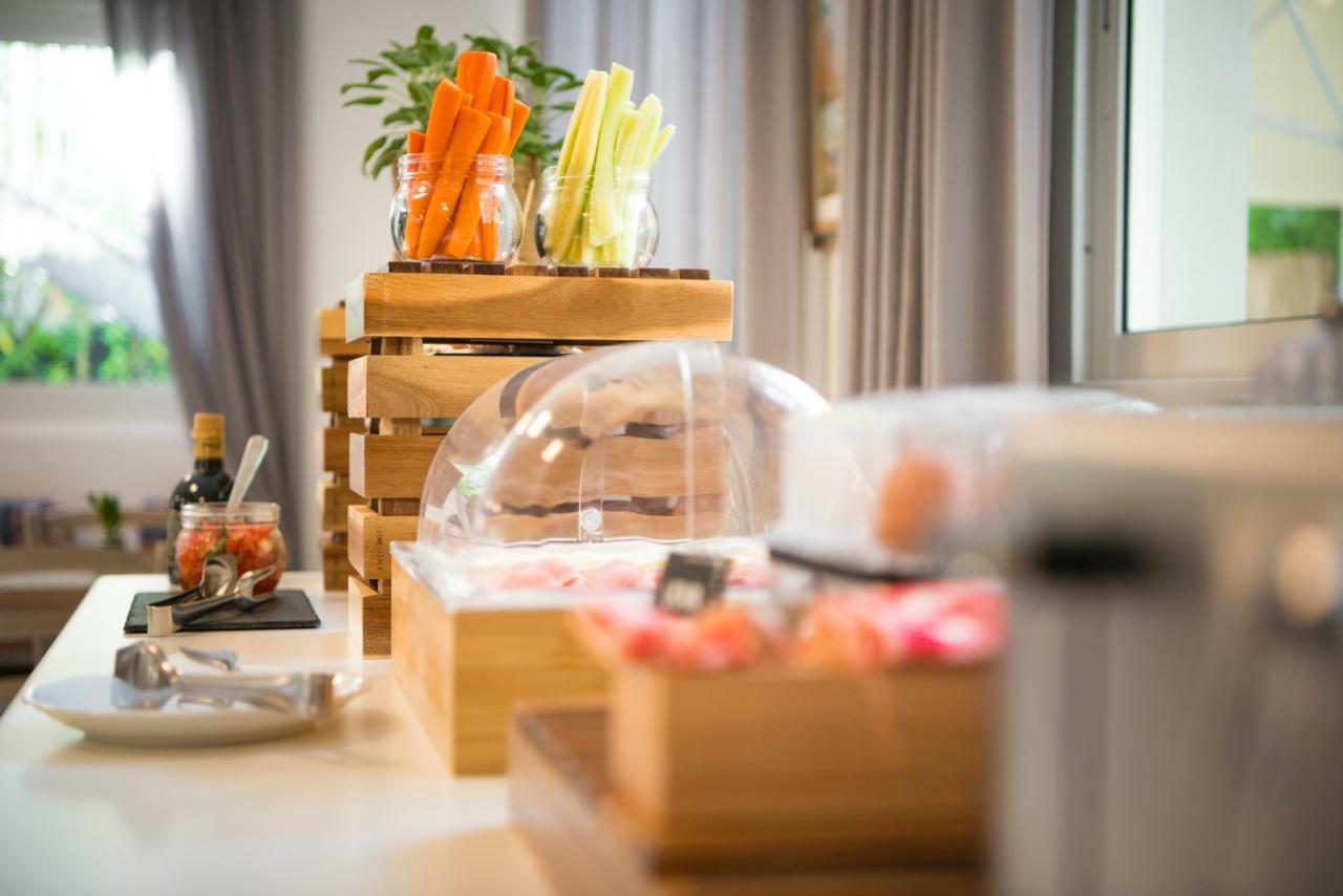 Hotel Vienna Cervia Kültér fotó